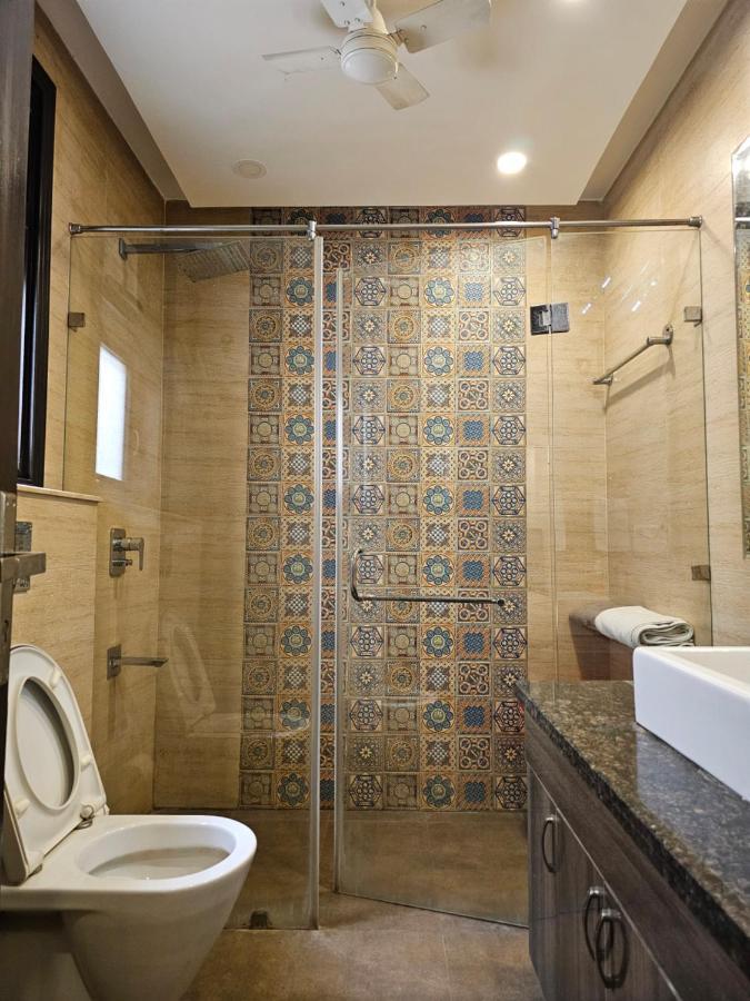 Palatial 3bhk With Terrace! Greater Kailash 1